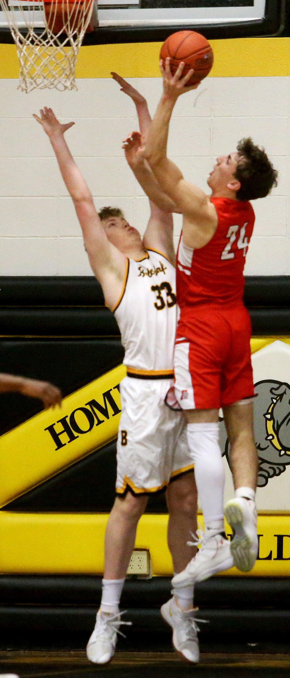 010419-Bett-Assumption-bball-007
